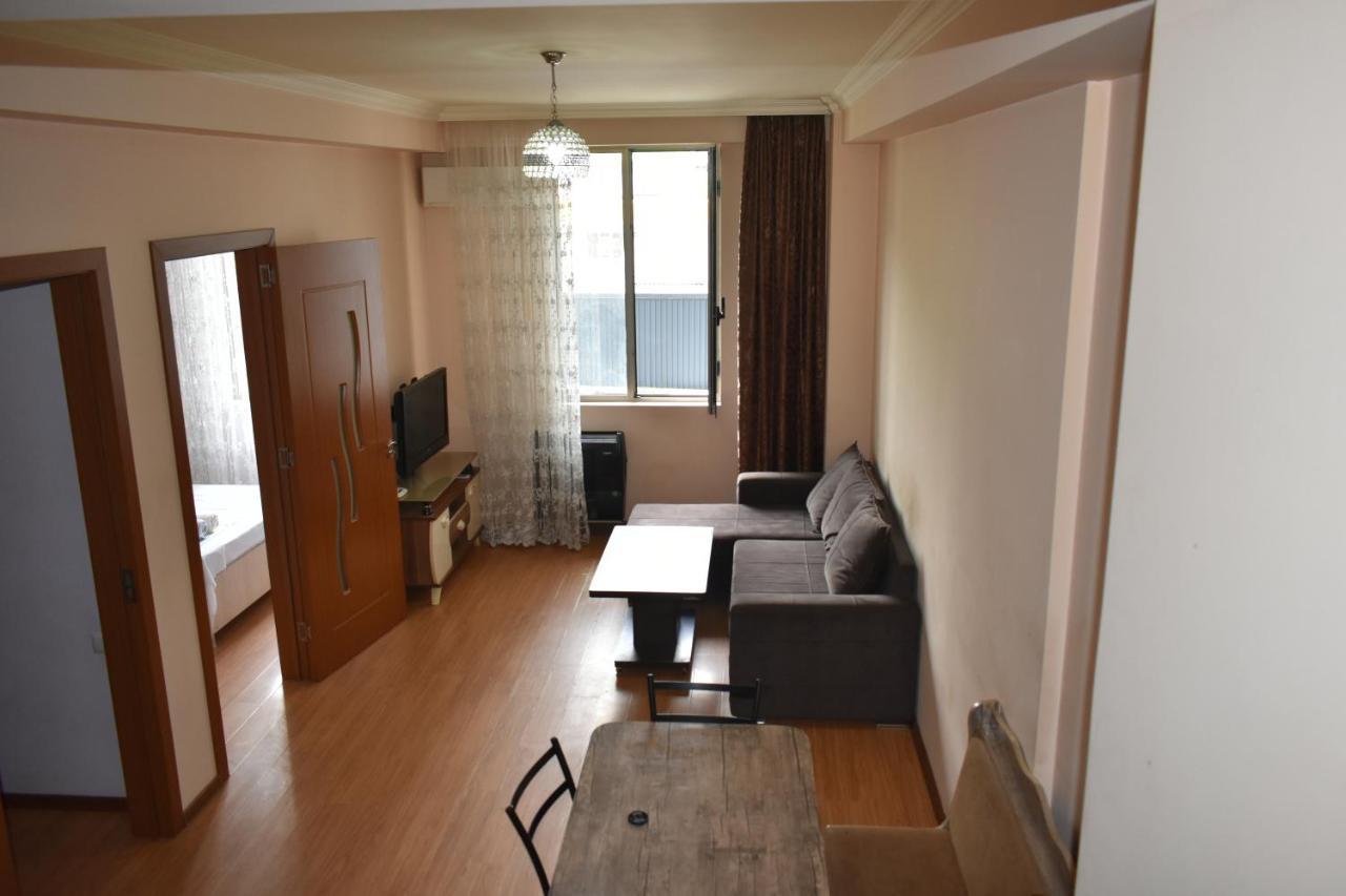 באטומי Ucha'S Apartment מראה חיצוני תמונה